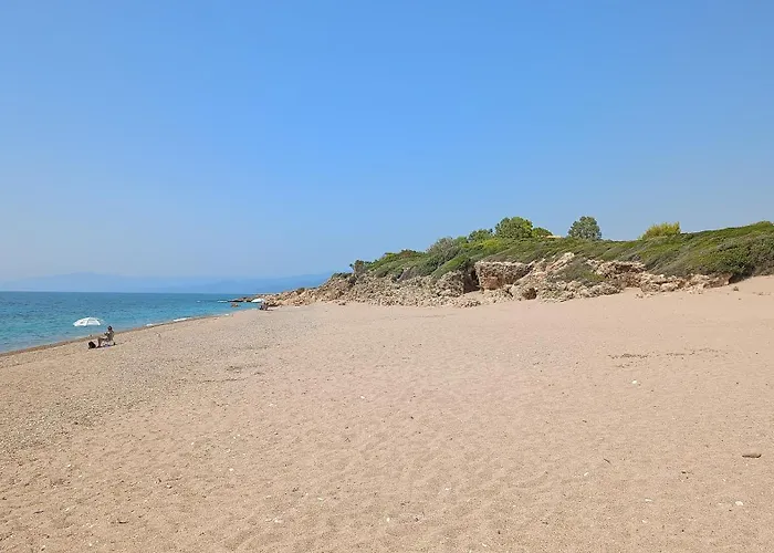 Tzanetos Seaside